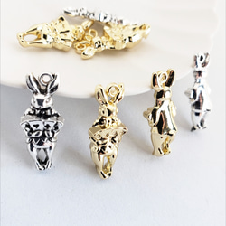 アンティーク調うさぎのマスクチャーム兼ファスナーチャーム2個セット❤