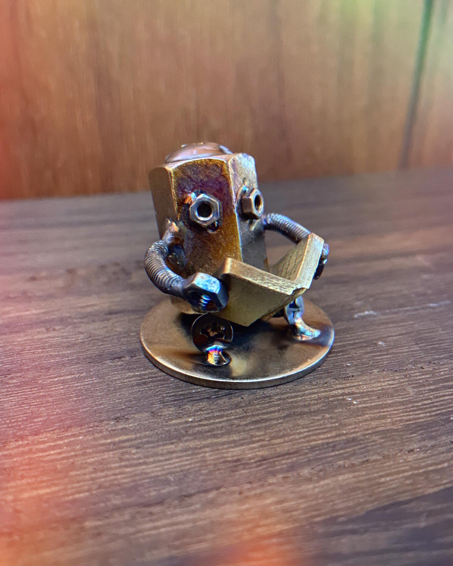 メタルくん　読書