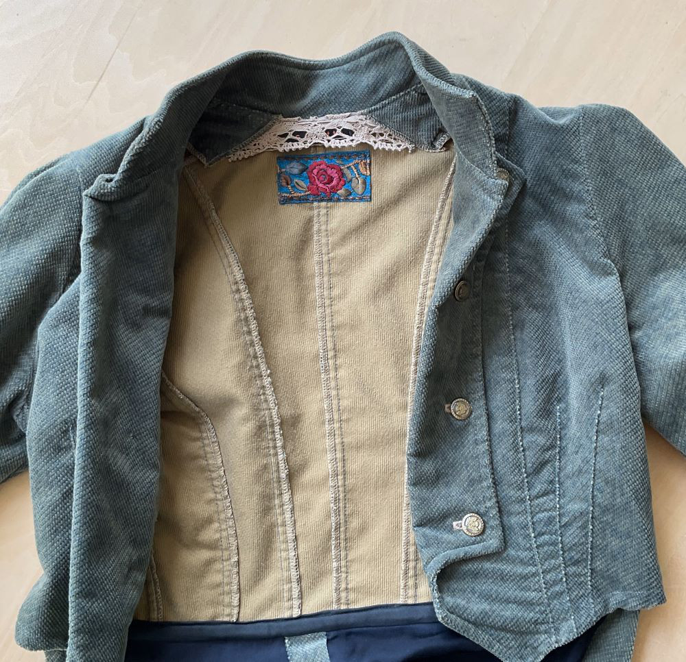 スタンドカラー　ジャケット