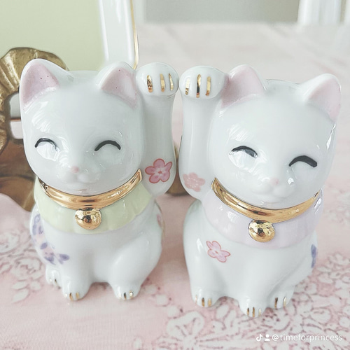 早期割引】招福& 千客万来♡ラグジュアリーな招き猫（台座付き