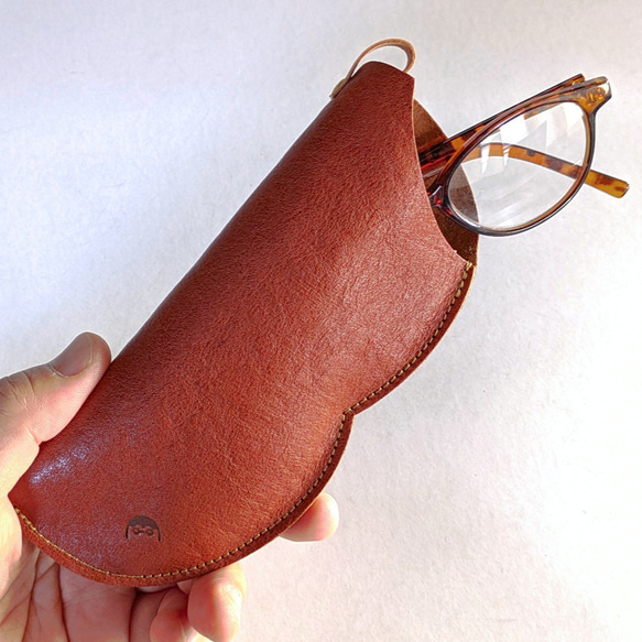 【ホック無しver】豆型メガネケース ソフト7色＋ハード6色 1枚目の画像