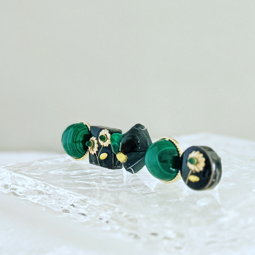 ブラック 美濃焼 グリーン マラカイト ピアス イヤリング 秋 ブルベ