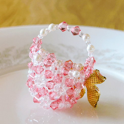 30％オフ】クリスタルフラワーバッグのキーホルダー・バッグチャーム