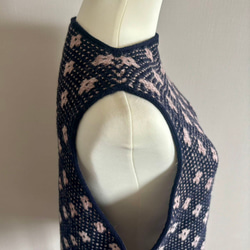 手編み ノースリーブ メリノウール100%使用 4枚目の画像