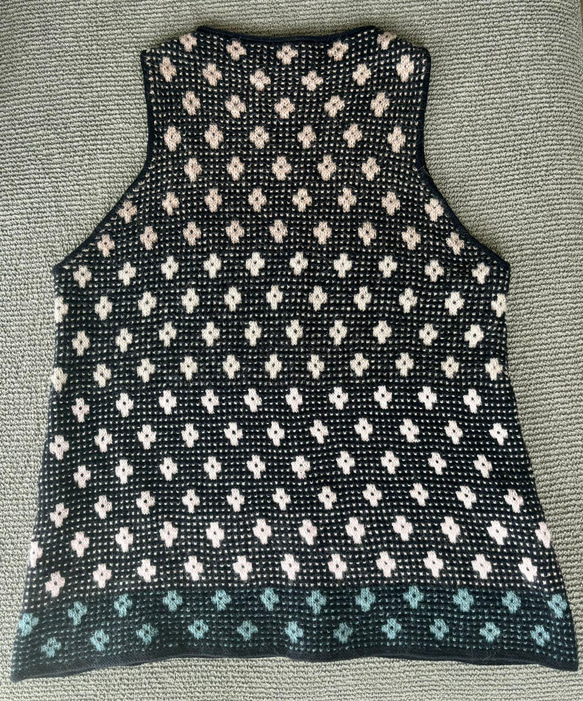 手編み ノースリーブ メリノウール100%使用 5枚目の画像