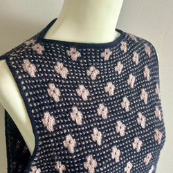 手編み ノースリーブ メリノウール100%使用 2枚目の画像