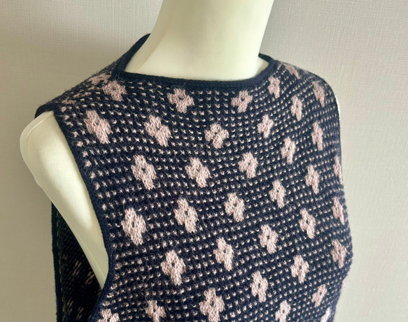 手編み ノースリーブ メリノウール100%使用 2枚目の画像