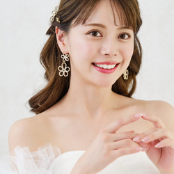 ME254 お花モチーフ 花嫁　イヤリング　ブライダルイヤリング　結婚式　ウェディング 2枚目の画像