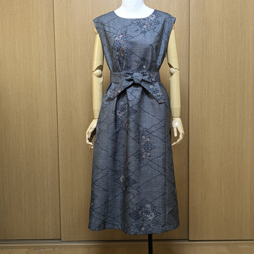 SOLD 着物リメイク ワンピース 大島紬 M〜L ワンピース さら