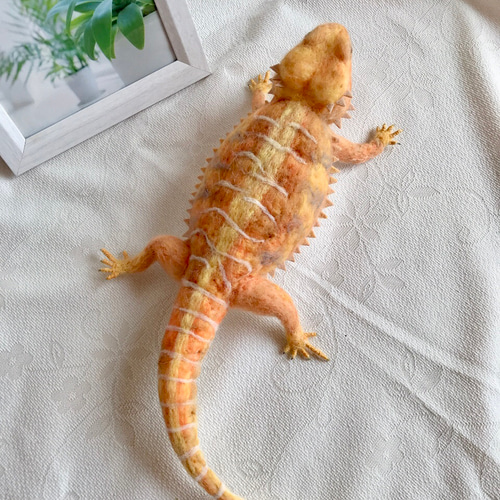 フトアゴヒゲトカゲ 羊毛フェルト 羊毛フェルトで爬虫類「とか源