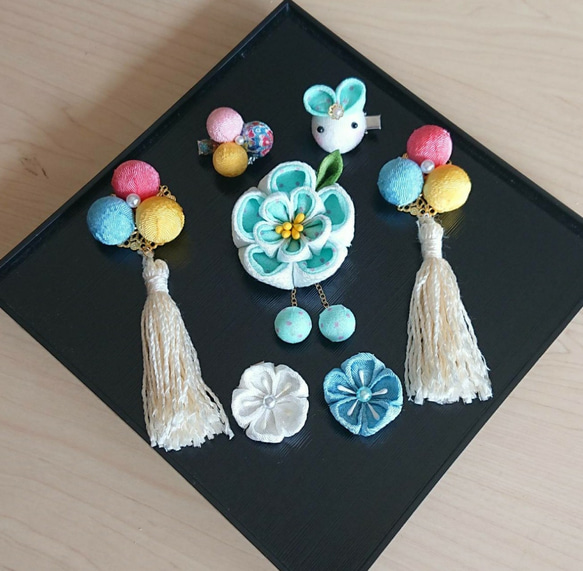 つまみ細工   ♡ハート耳うさぎとまんまる和玉♡    ♪被布飾り&ふっくらお花の髪飾り♪　七五三・初節句　3歳 2枚目の画像