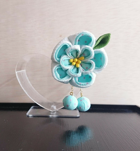 つまみ細工   ♡ハート耳うさぎとまんまる和玉♡    ♪被布飾り&ふっくらお花の髪飾り♪　七五三・初節句　3歳 8枚目の画像