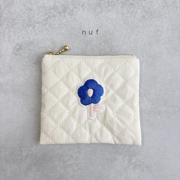 くちなし様　オーダー　お薬ポーチ　ハンドメイド　刺繍　両面　服薬管理　ファスナー くちなし様 オーダー お薬ポーチ ハンドメイド 刺繍 両面 服薬