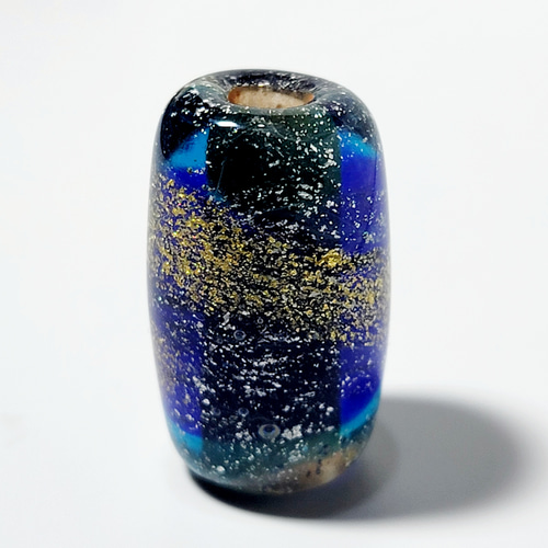 ガラス 伝統工芸品 とんぼ玉 蜻蛉玉 あふれ出る親子愛！次代につなぐ1,000年の歴史｜Osaka &