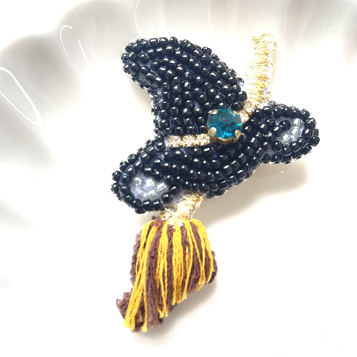 イルカメ 魔女ハット クリームソーダ ビーズ 刺繍ブローチ クリームソーダのブローチ | salondumuguet