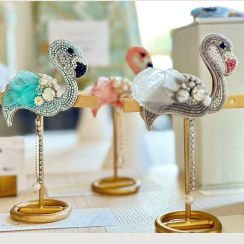 ブローチ 鳥 フラミンゴ チャーム 刺繍 ビーズ 和染め ブローチ amane 