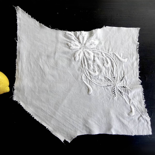 フランス アンティーク 花刺繍 創作品 素材 刺繍 ボビン はぎれ