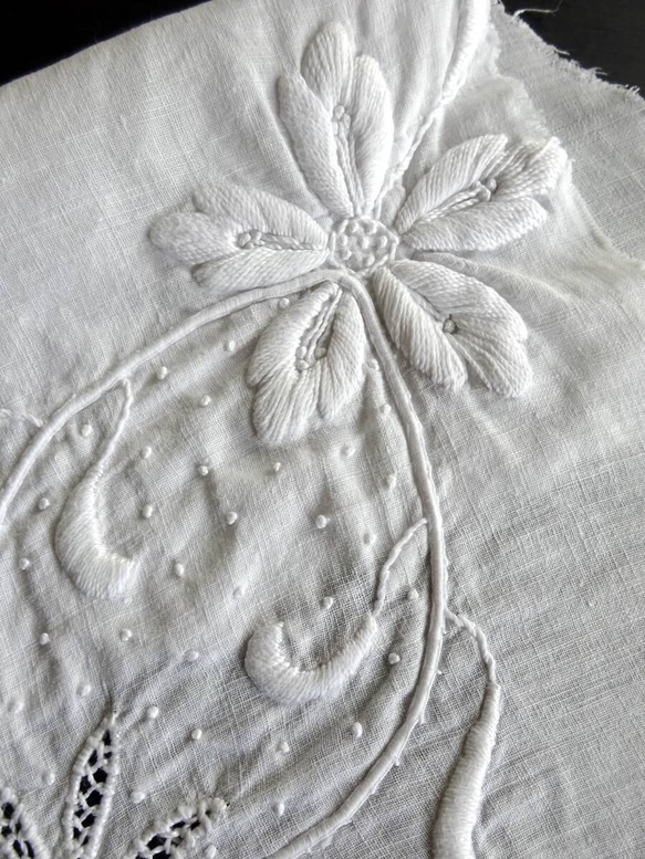 フランス アンティーク 花刺繍 創作品 素材 刺繍 ボビン はぎれ