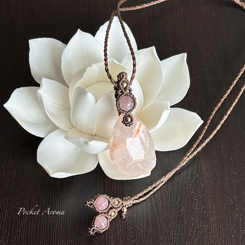 茜雲』セリサイトインローズクォーツとディープローズクォーツの