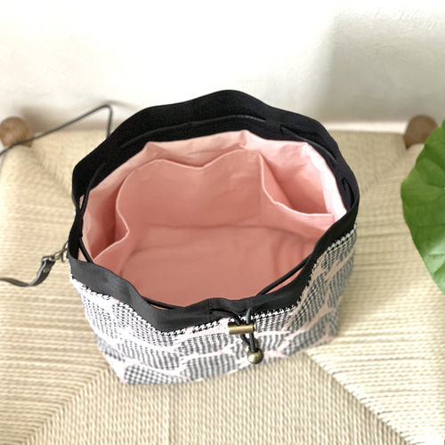 新品未使用　minaperhonen ミナペルホネン ポシェット　skip ミナペルホネンショルダーバッグskip バッグ