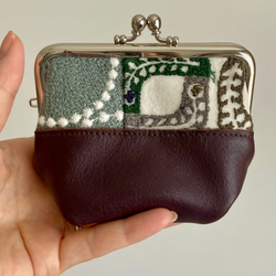 専用　ミナペルホネン　親子がま口ポーチ　トイプードル刺繍　ハンドメイド♪ ミナペルホネン - ポーチ・巾着袋の人気通販 | minne byGMO