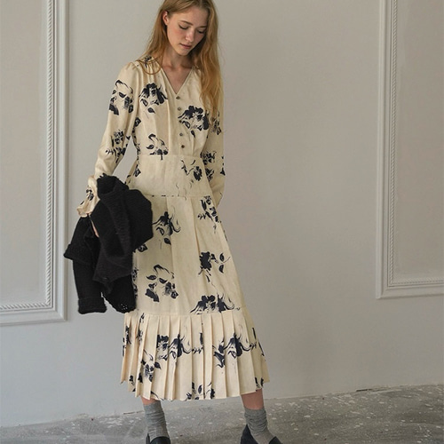 フラワープリント 長袖ロングワンピース