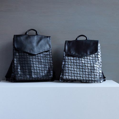 プレミアムスクエアリュック/M リュック・バックパック chi.wata 通販