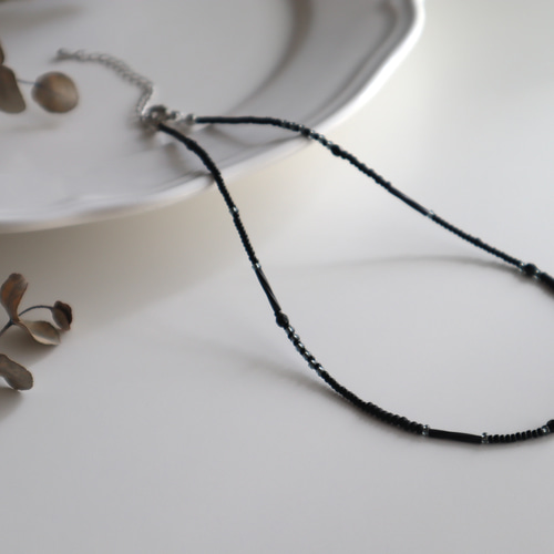 【お試し価格！】 大人のビーズネックレス mono. black チョーカー/ショート アクセサリー