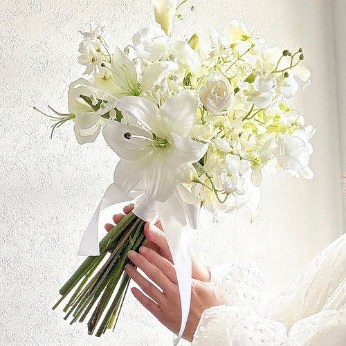 ホワイトリリーのウェディングブーケNO.3 白 アーティフィシャル