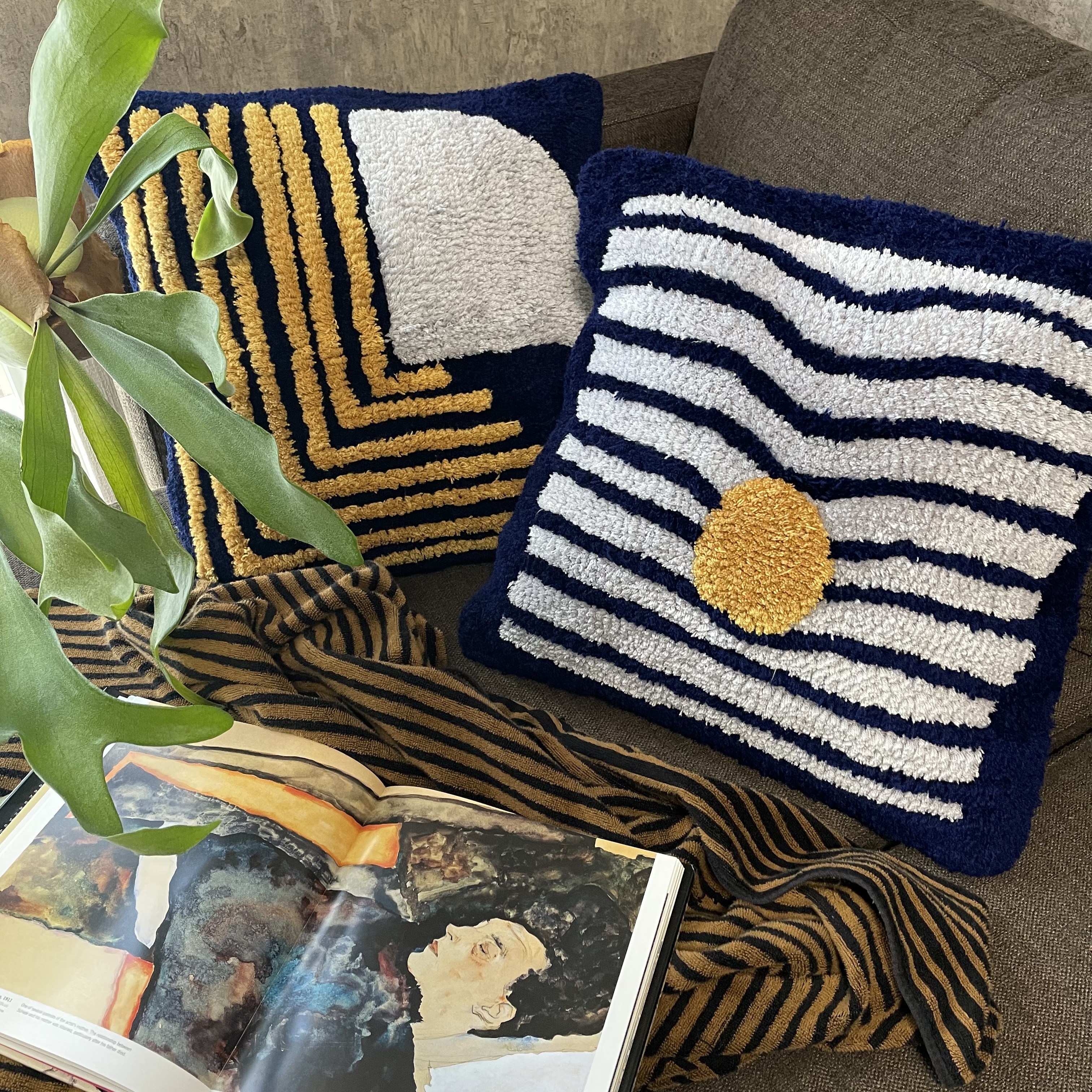 クッションカバー ヴィンテージ 絨毯 ピローカバー 手織りラグ プフ