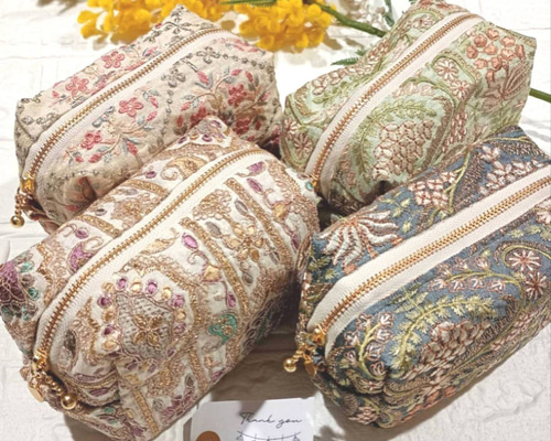 20㌢】魅せたいインド刺繍のBOXポーチ 選べる4COLOR ポーチ iikao-1113