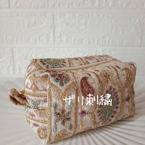 20㌢】魅せたいインド刺繍のBOXポーチ 選べる4COLOR ポーチ iikao-1113