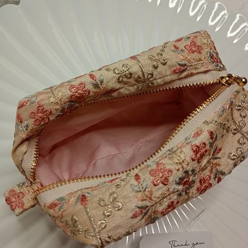 20㌢】魅せたいインド刺繍のBOXポーチ 選べる4COLOR ポーチ iikao-1113