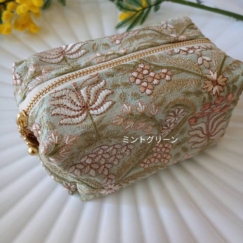 新色追加【20㌢】魅せたいインド刺繍のBOXポーチ ポーチ iikao-1113