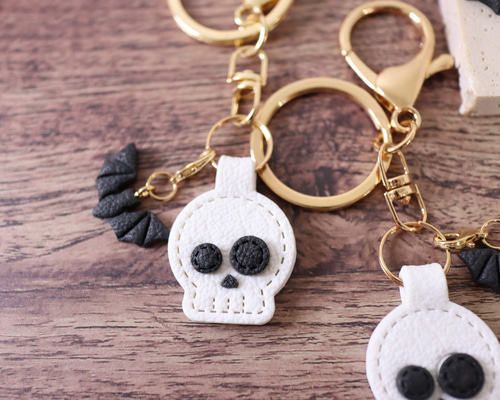 アパルトモン　ドクロ　チャーム　キーリング Skull Keychain】ドクロ キーホルダー レザー風加工 選べるパーツ