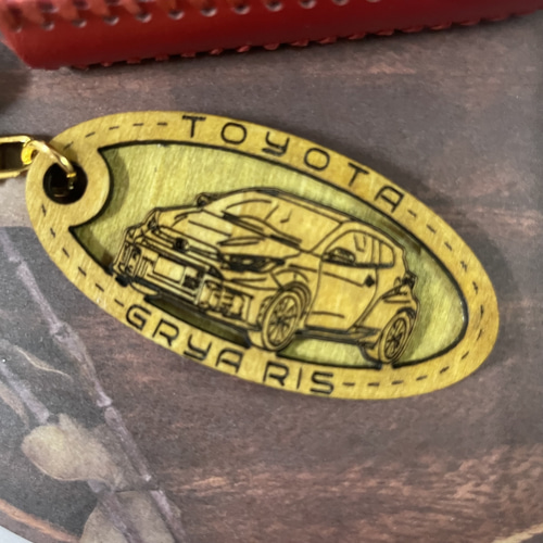 木製キーホルダー GRYARIS GRヤリス希望ナンバー刻印 トヨタ Toyota