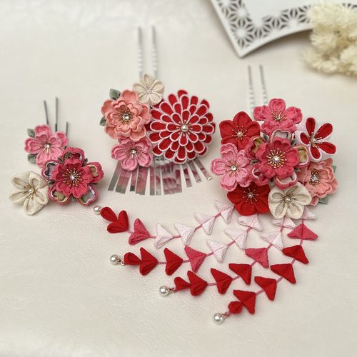 匿名配送　お子様用　つまみ細工　かんざしセット つまみ細工 かんざしセット（7歳さん以上向け）赤 ピンク
