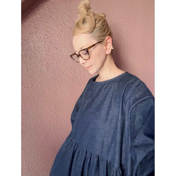 RATA❤️選擇你的尺寸❣️柔軟的日本牛仔布❤️適合成人的百搭連身裙❤️可愛又精緻，採用優質面料製成❤️經久耐穿，一季皆宜 第2張的照片