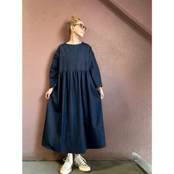 RATA❤️選擇你的尺寸❣️柔軟的日本牛仔布❤️適合成人的百搭連身裙❤️可愛又精緻，採用優質面料製成❤️經久耐穿，一季皆宜 第4張的照片