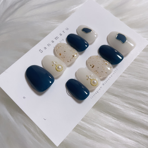 129 ネイルチップ ニュアンスネイル ネイビー ホワイト ゴールド