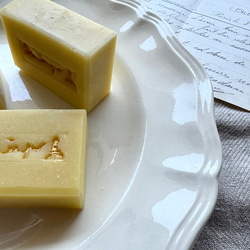 ゴールデンホホバ石鹸　Golden Jojoba Soap 石鹸　自然派石鹸　雑貨石鹸　ハンドメイド　【１個】 2枚目の画像