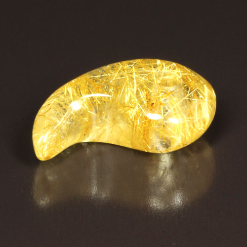 黄金色が目立ちます】一点物 ゴールドルチル 勾玉 Mr154