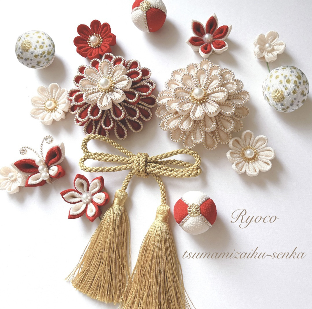 受注制作【深紅×乳白色】成人式　卒業式　結婚式　ブライダル　和装髪飾り　和風髪飾り　つまみ細工髪飾り 12,008円