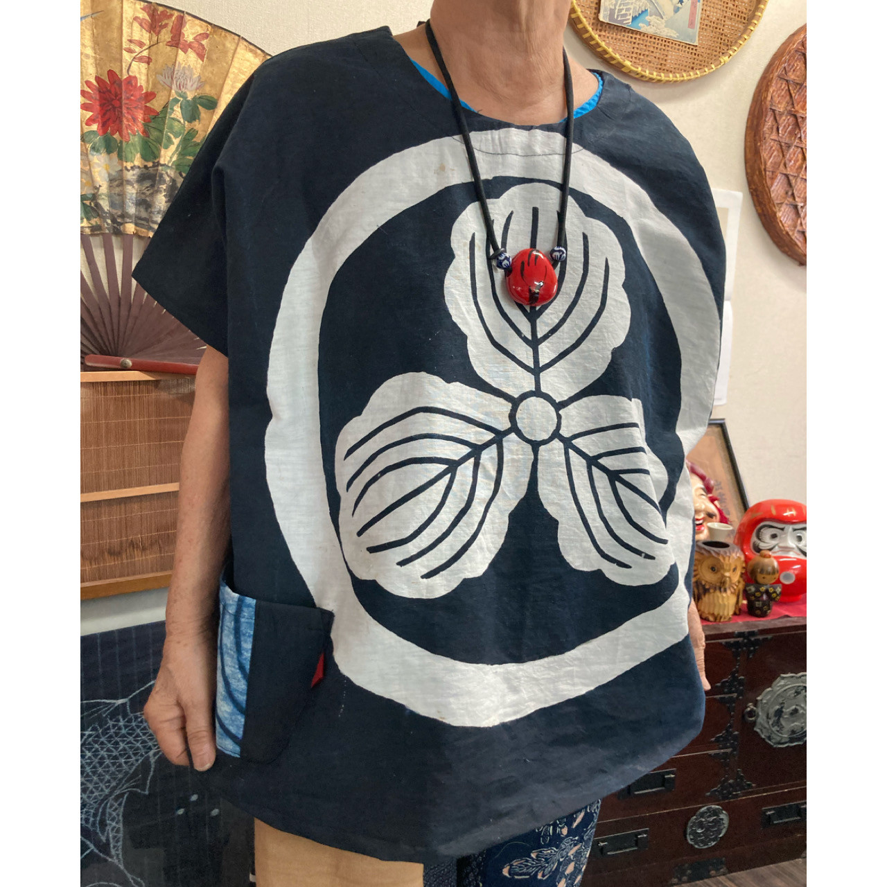 古布リメイク ブラウス 絣 藍染 弱々しく 襤褸 家紋 刺し子 ドルマリン  