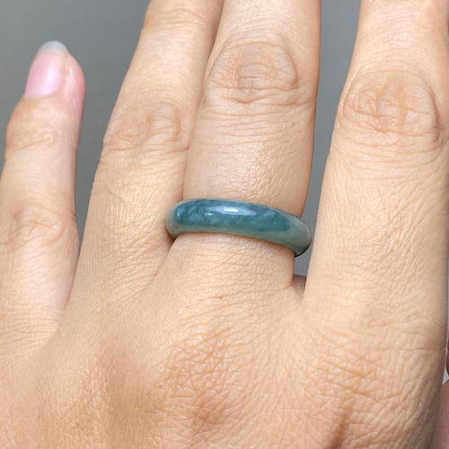 L9-63 美品 深灰藍 15.5号 天然グアテマラ産 A貨 本翡翠 くりぬき  