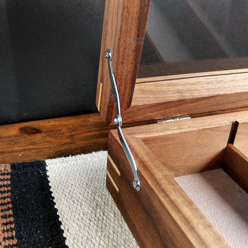 ブラックウォールナット】 メガネ・ショーケース・コレクション