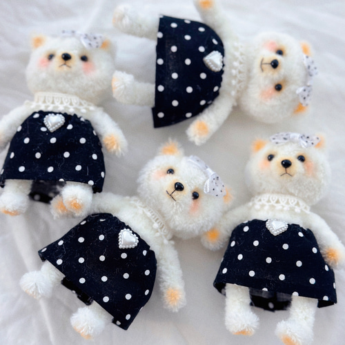 【misen2014 さま】* pottery animal ❀ クマちゃん 優しいお顔のクマちゃん🧸💜 minneにてお家探しはじめました