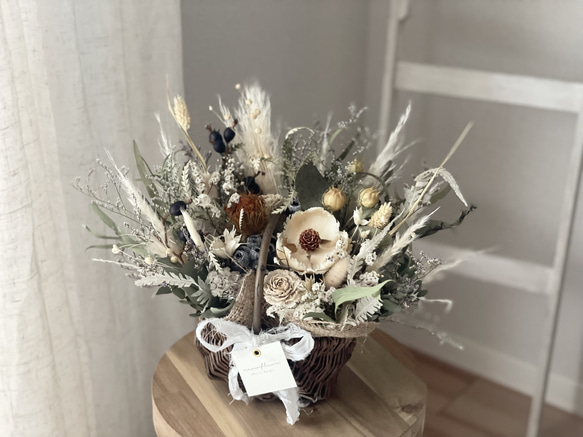 ドライフラワーアレンジメント かごバスケット付き　② ナチュラルカラーのバスケットアレンジ】ドライフラワー バスケット