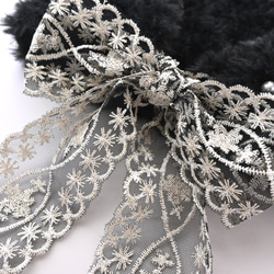 超早割クリスマス✨レースのリボンで結ぶ、ふわふわファー×パールビーズ ネックウォーマー《ブラック》 12枚目の画像