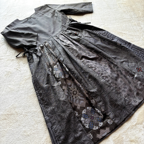 【大島着物リメイク】ゆったり大人可愛いワンピース アンティーク大島紬のゆったりワンピース おうちリラックス 茶